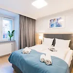 Q17 Rynek Apartment
