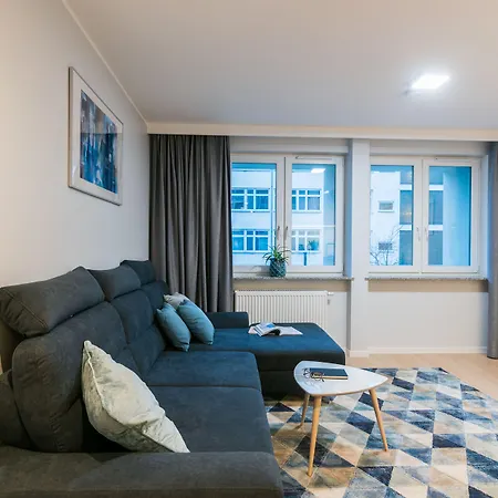 Q17 Rynek Apartment *